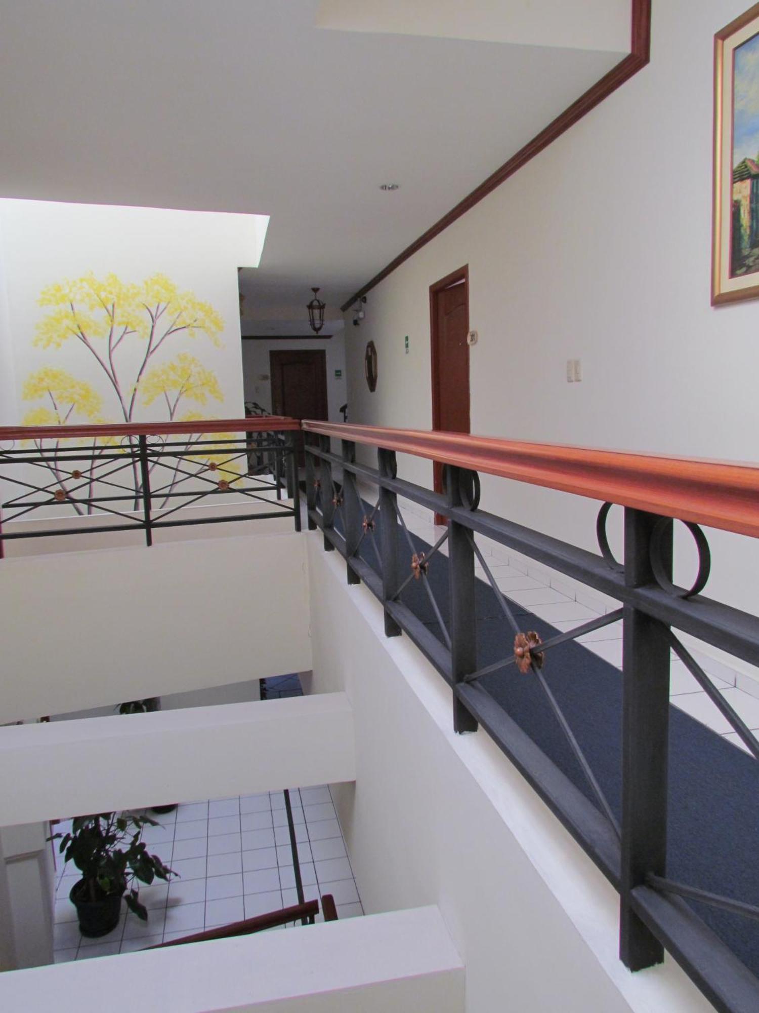Hotel Villa Serena San Benito San Salvador Eksteriør billede