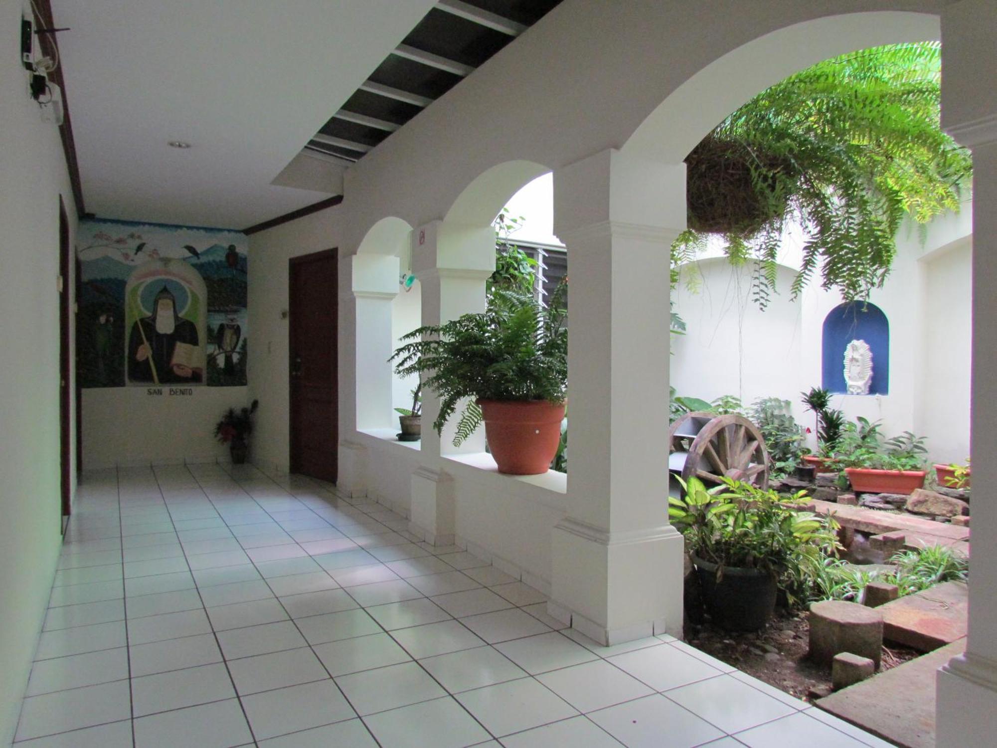 Hotel Villa Serena San Benito San Salvador Eksteriør billede