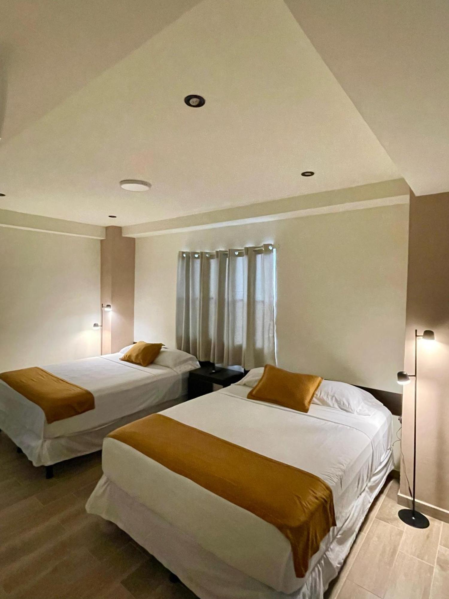 Hotel Villa Serena San Benito San Salvador Eksteriør billede